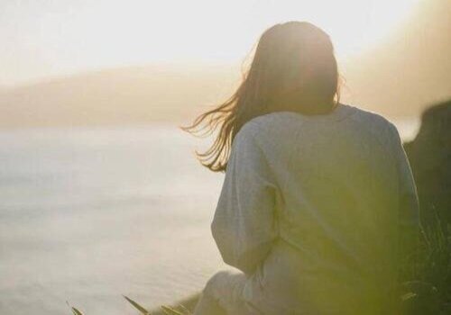 离婚女方要子女是否有权要房子